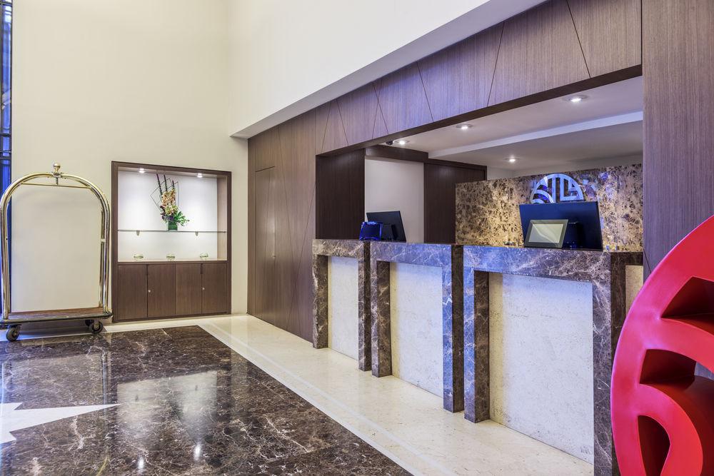 Отель Nh Collection Bogota Andino Royal Экстерьер фото The lobby of the hotel