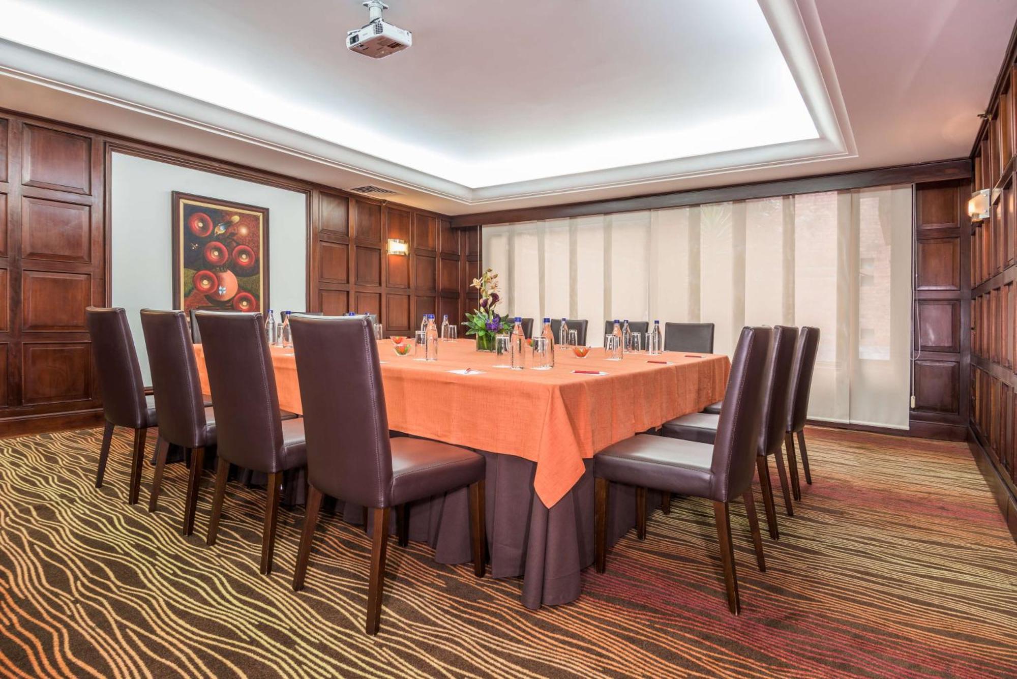 Отель Nh Collection Bogota Andino Royal Экстерьер фото Meeting room