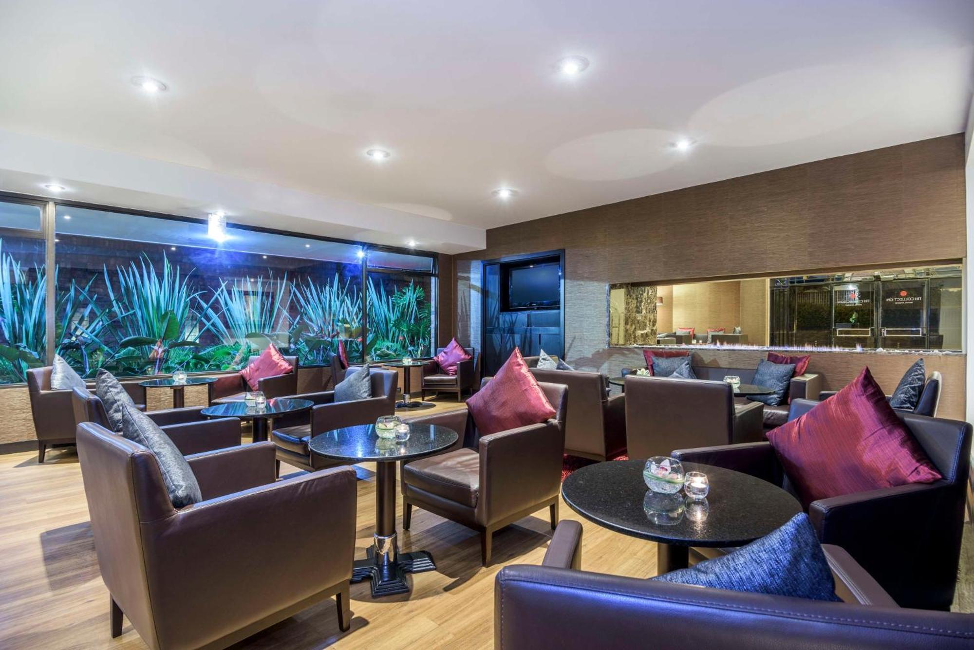 Отель Nh Collection Bogota Andino Royal Экстерьер фото The lounge at the airport